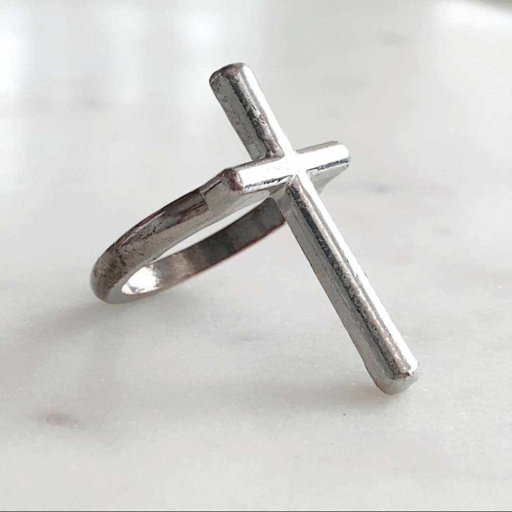 SALE!!! Cross ring 7 silver